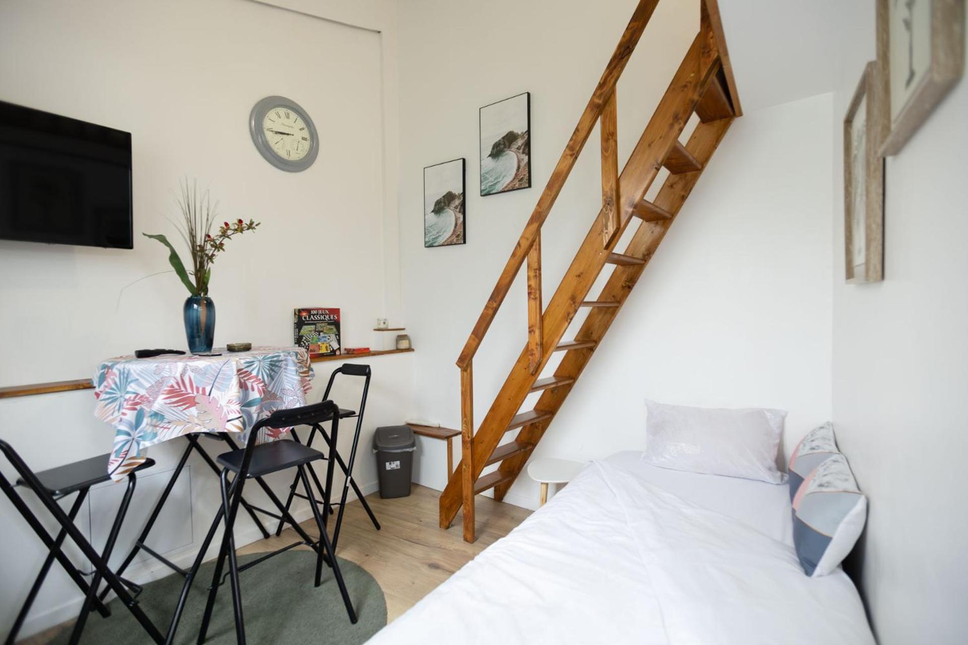 Joli A Apartment